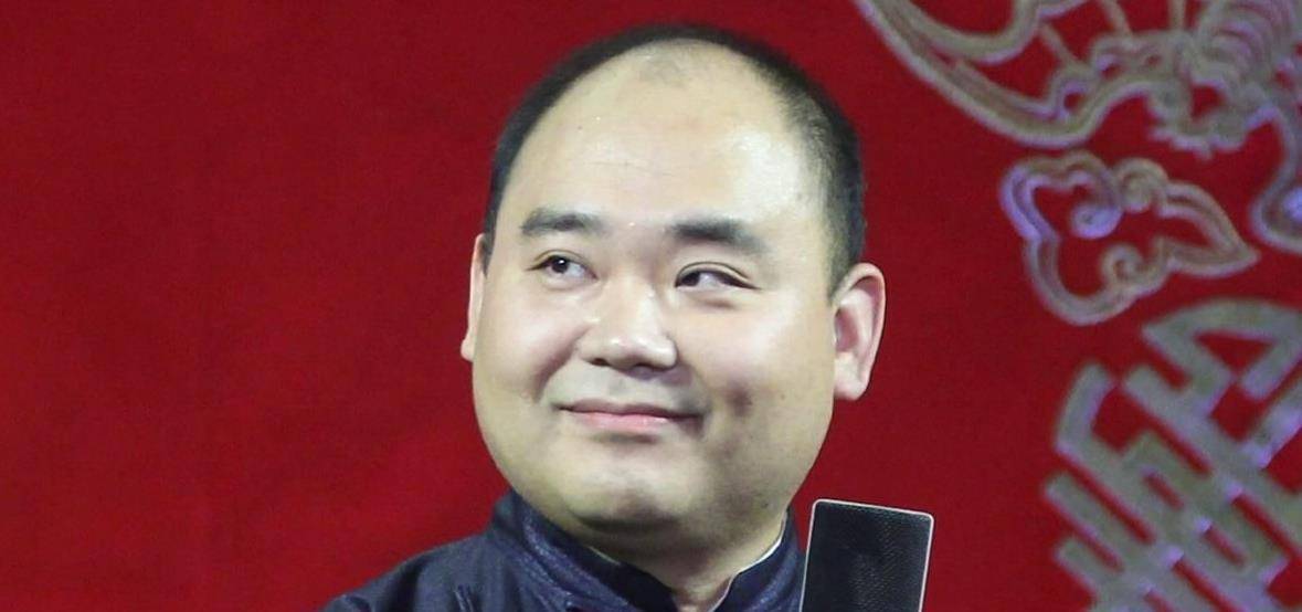 侯震最新，自然美景之旅，探尋內(nèi)心平和之地