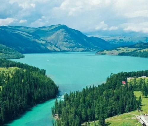 最新最美風景，探尋自然魅力，體驗變化中的學習之旅，自信成就之源