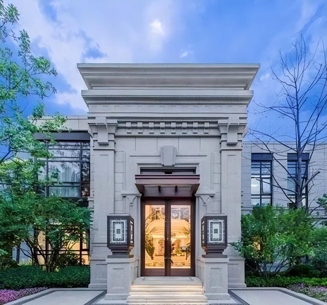 時(shí)代變遷的象征，最新大門(mén)的開(kāi)啟