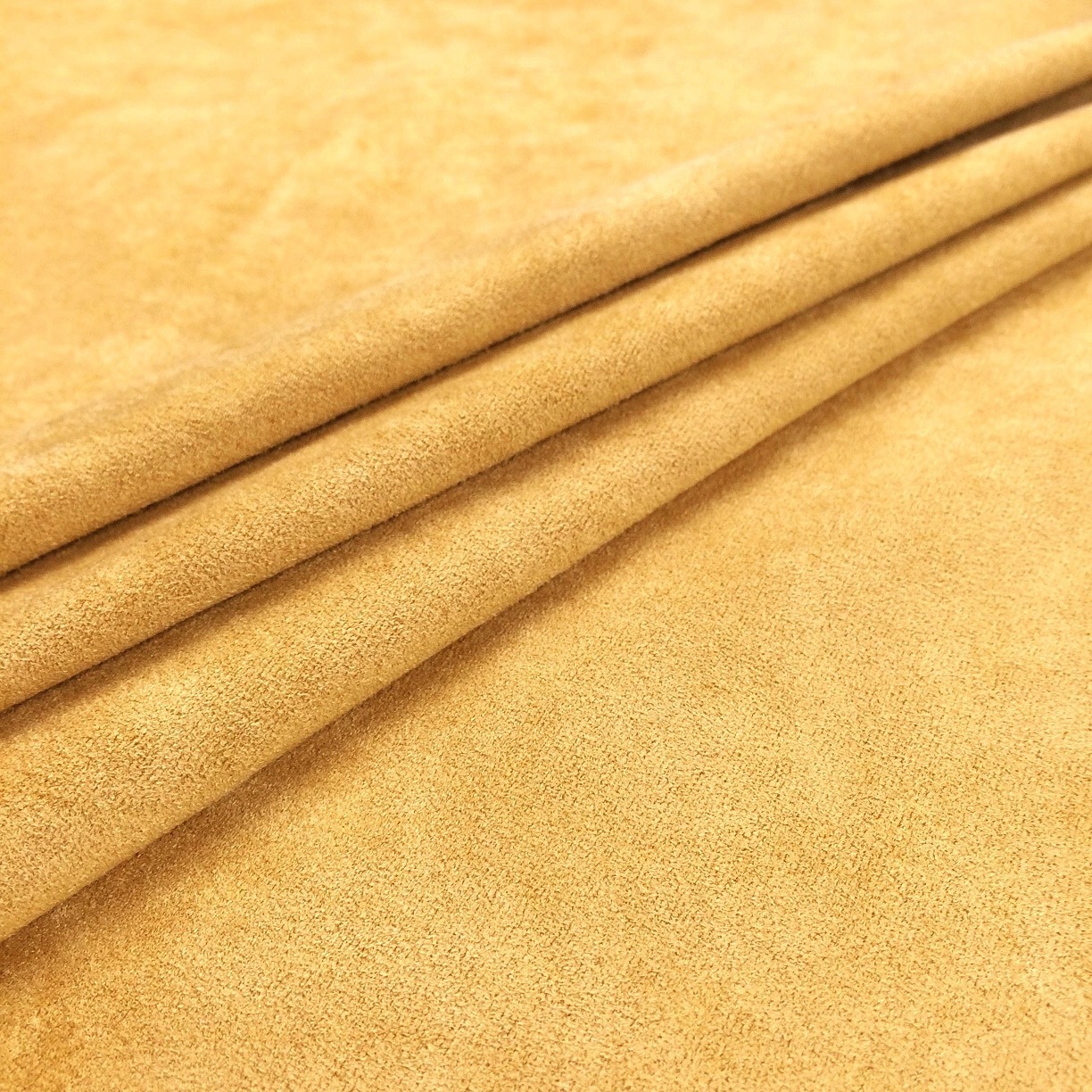 最新麂皮絨，時(shí)尚界的寵兒