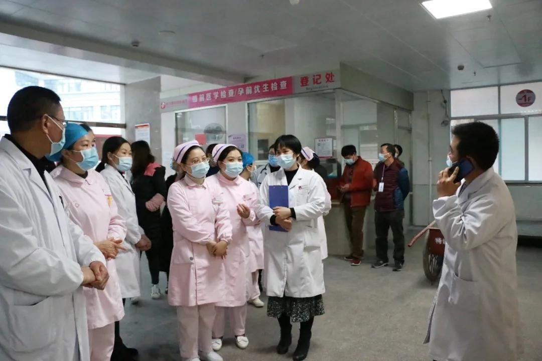 肺炎最新人員動態(tài)，變化帶來力量，學(xué)習(xí)鑄就自信與成就成就之路